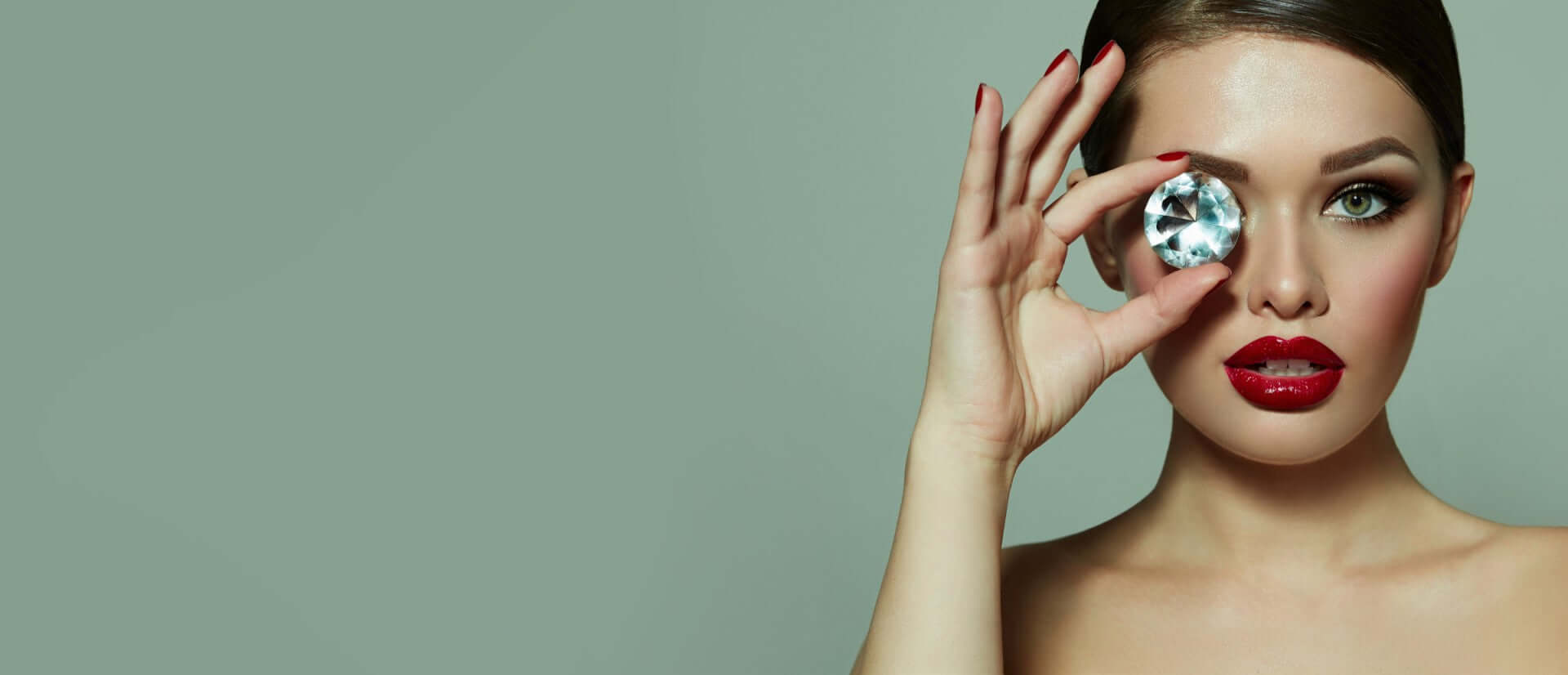 Celebrity Spotlight: Hollywood Stars Embracing Lab-Grown Diamonds