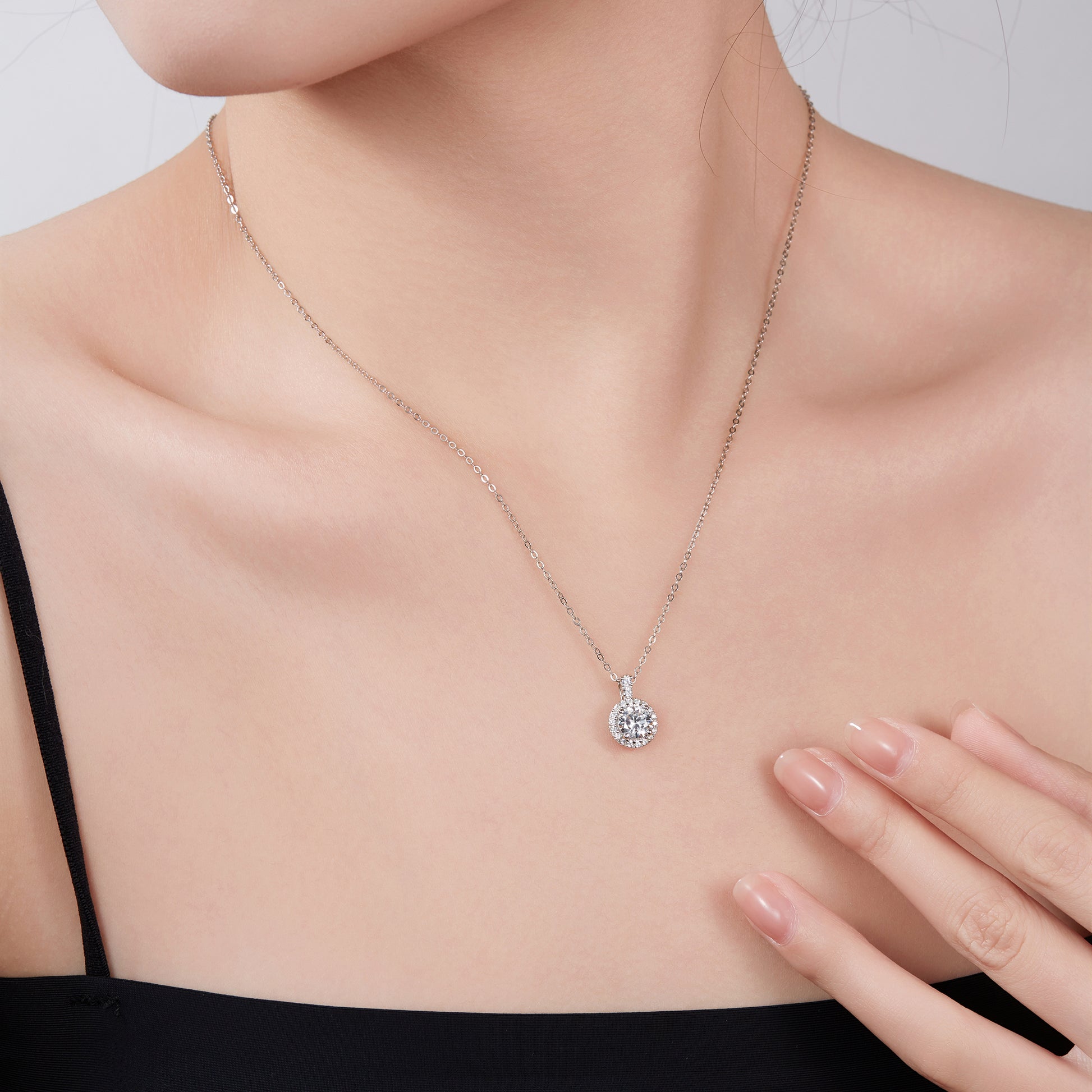 Classic Halo Diamond Pendant