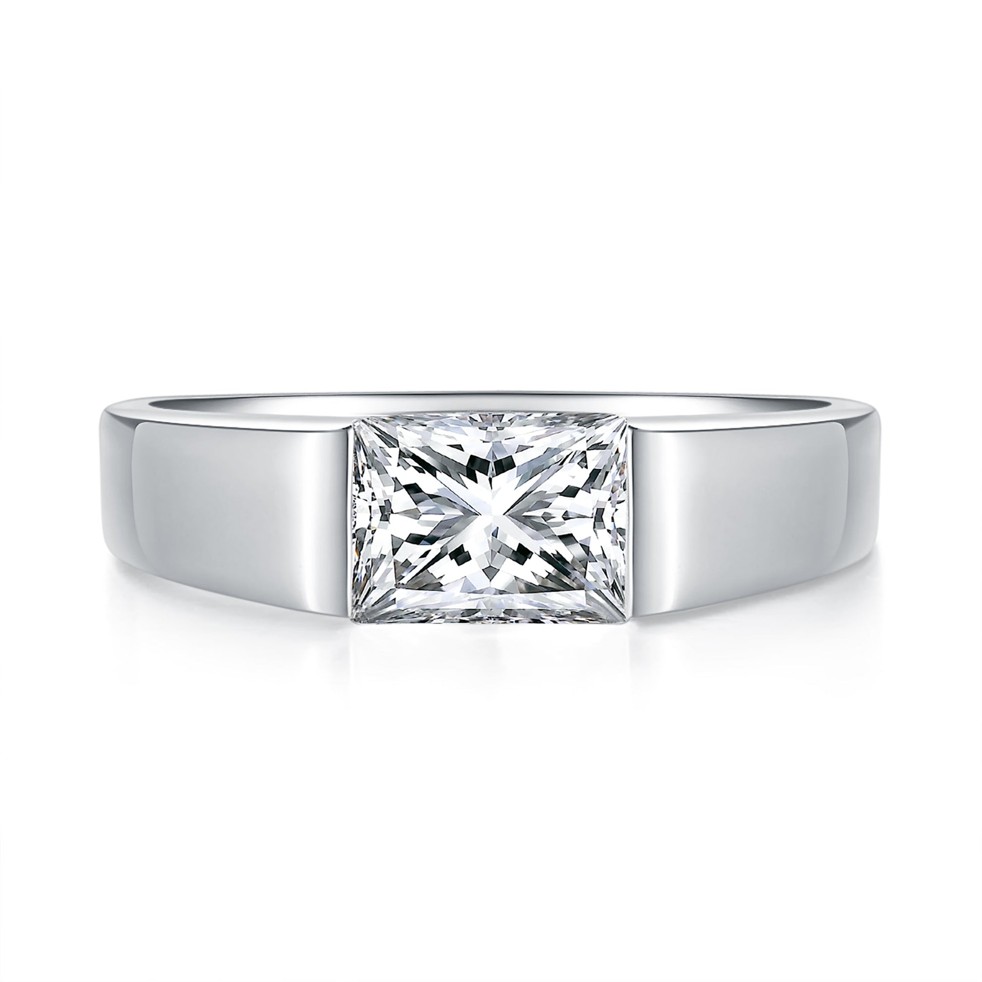 Men's Solitaire Diamond Ring With 0.31 Ct. Round Shape Lab Grown Diamond