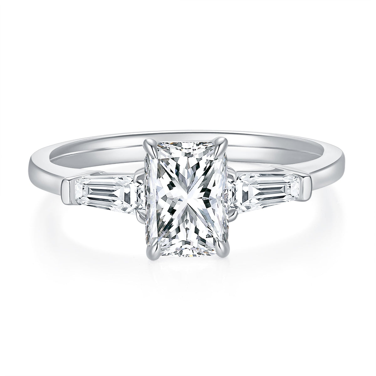 Amara Trilogy Diamond Ring With 1.04 Ct. Oval Shape Lab Grown Diamond