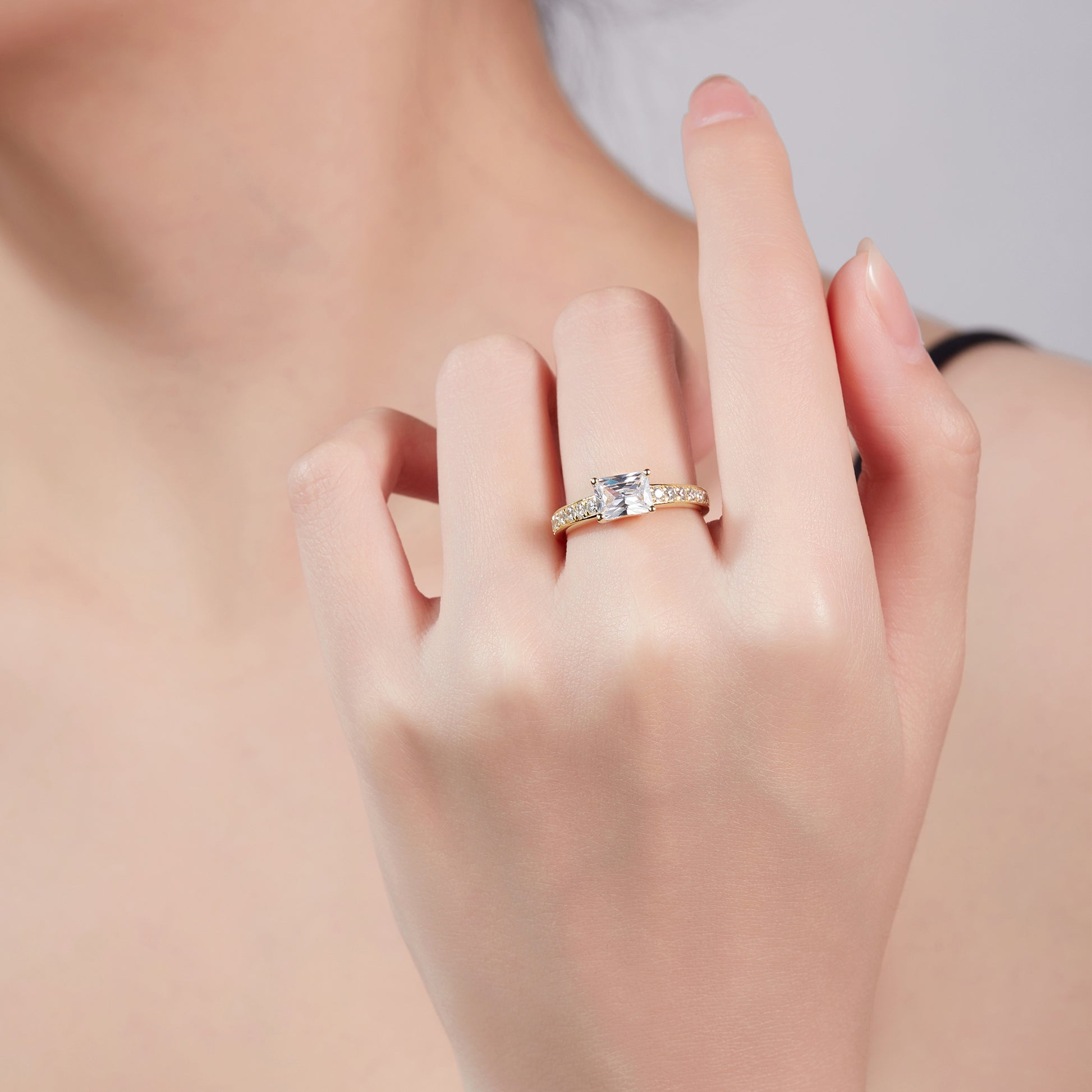 Radiance Pave 1ct Preset Diamond Ring