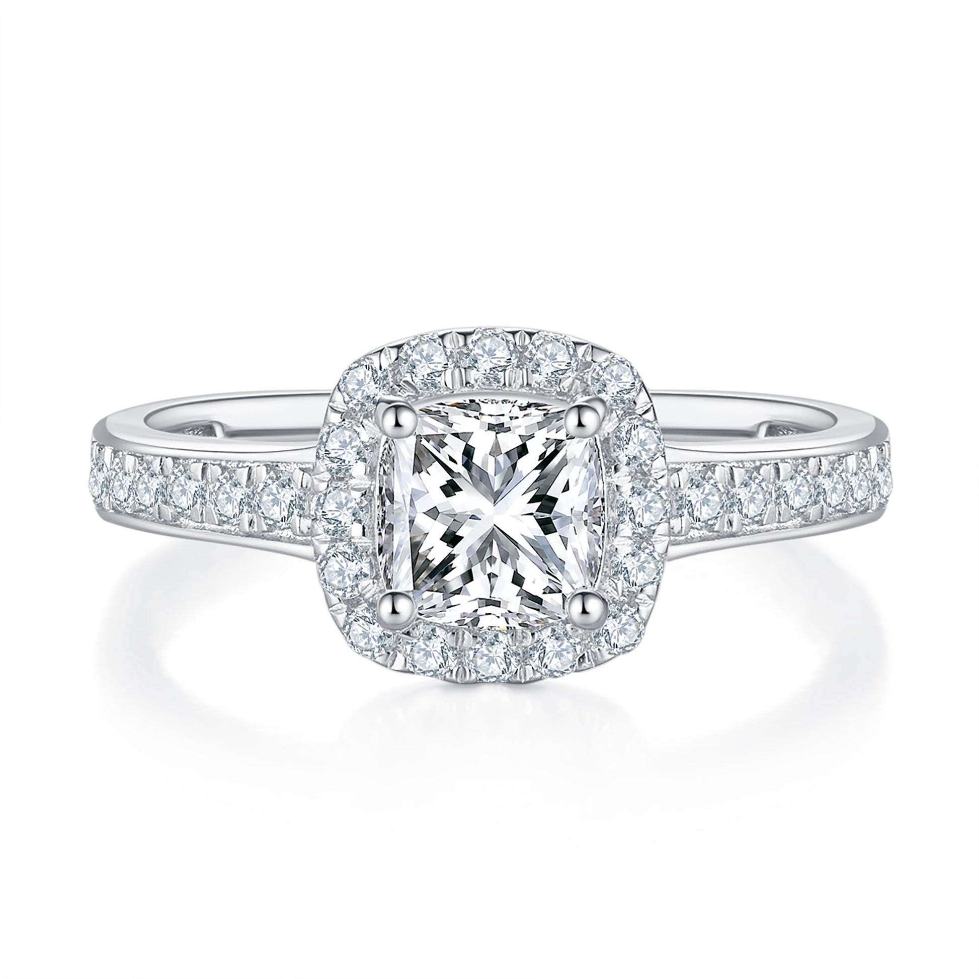 Vera Halo Diamond Ring With 0.32 Ct. Round Shape Lab Grown Diamond