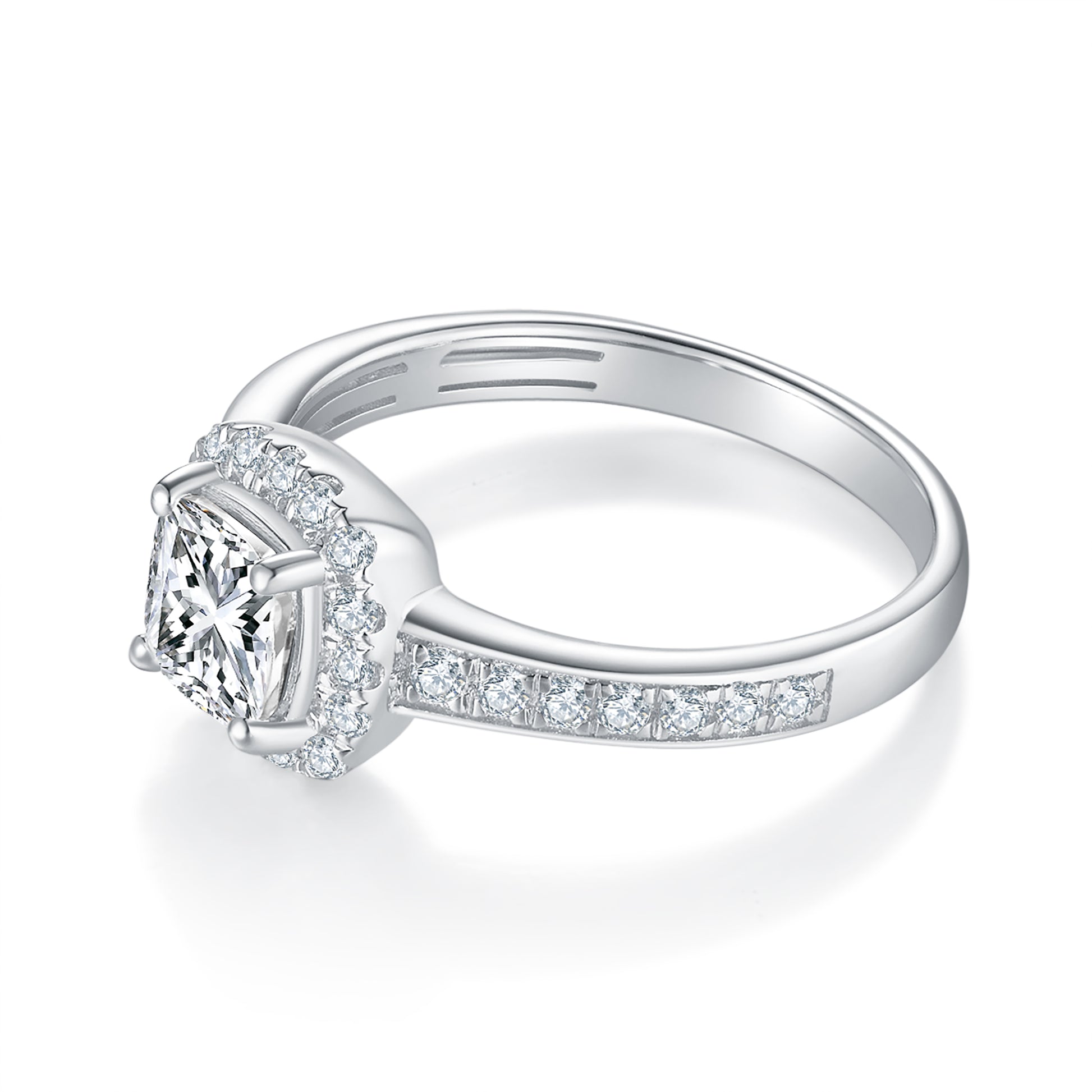 Vera Halo Diamond 1ct Preset Ring