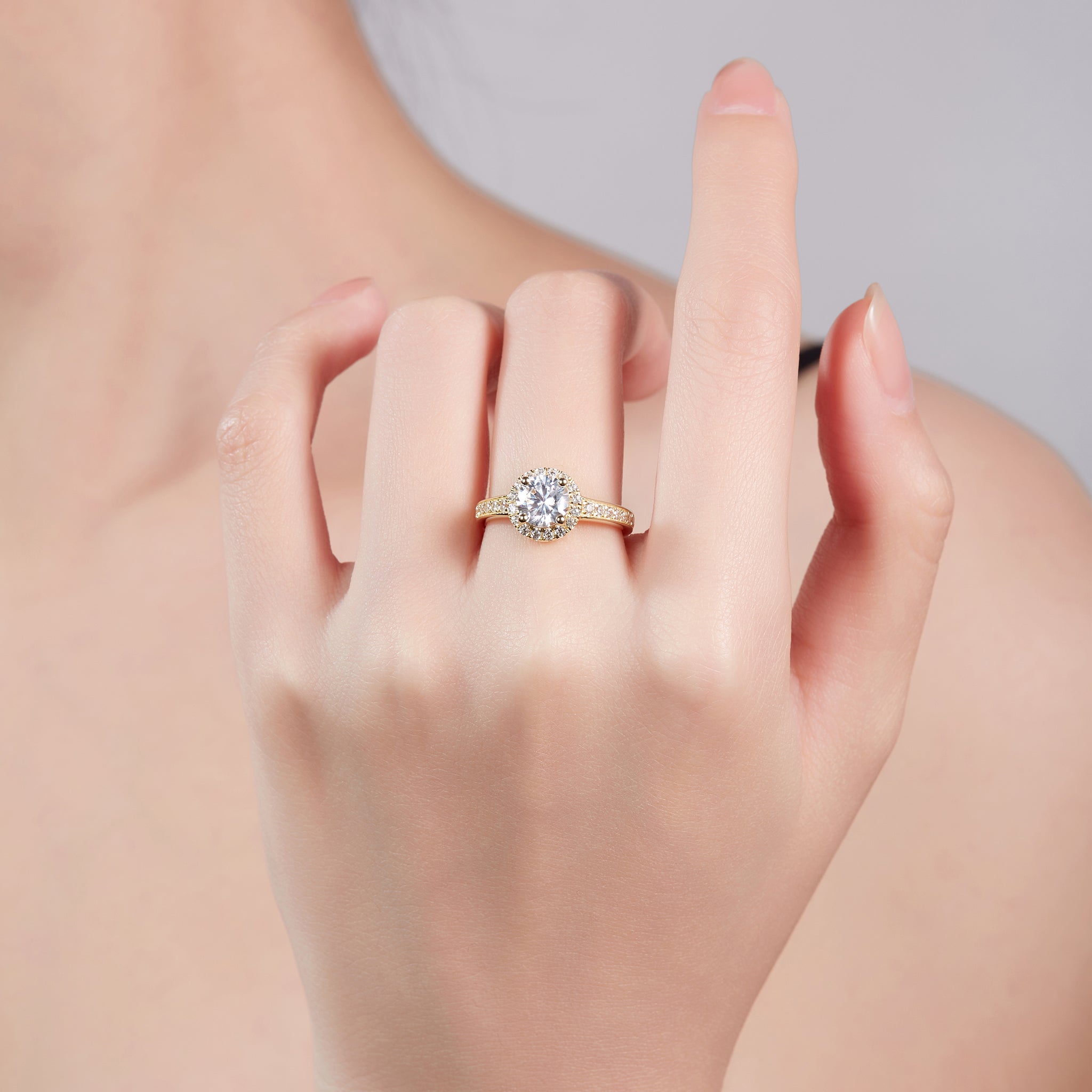 Classic Halo Preset 1ct Diamond Ring