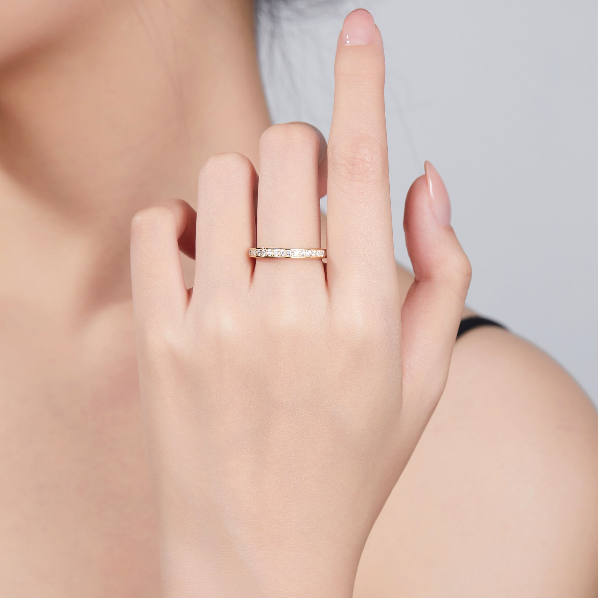 Channel 2.5mm Wedding Band